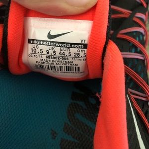 Nike Shoes - Nike AirMax Sneakers size 10.5 Nike Shoes - Nike AirMax Sneakers size 10.5